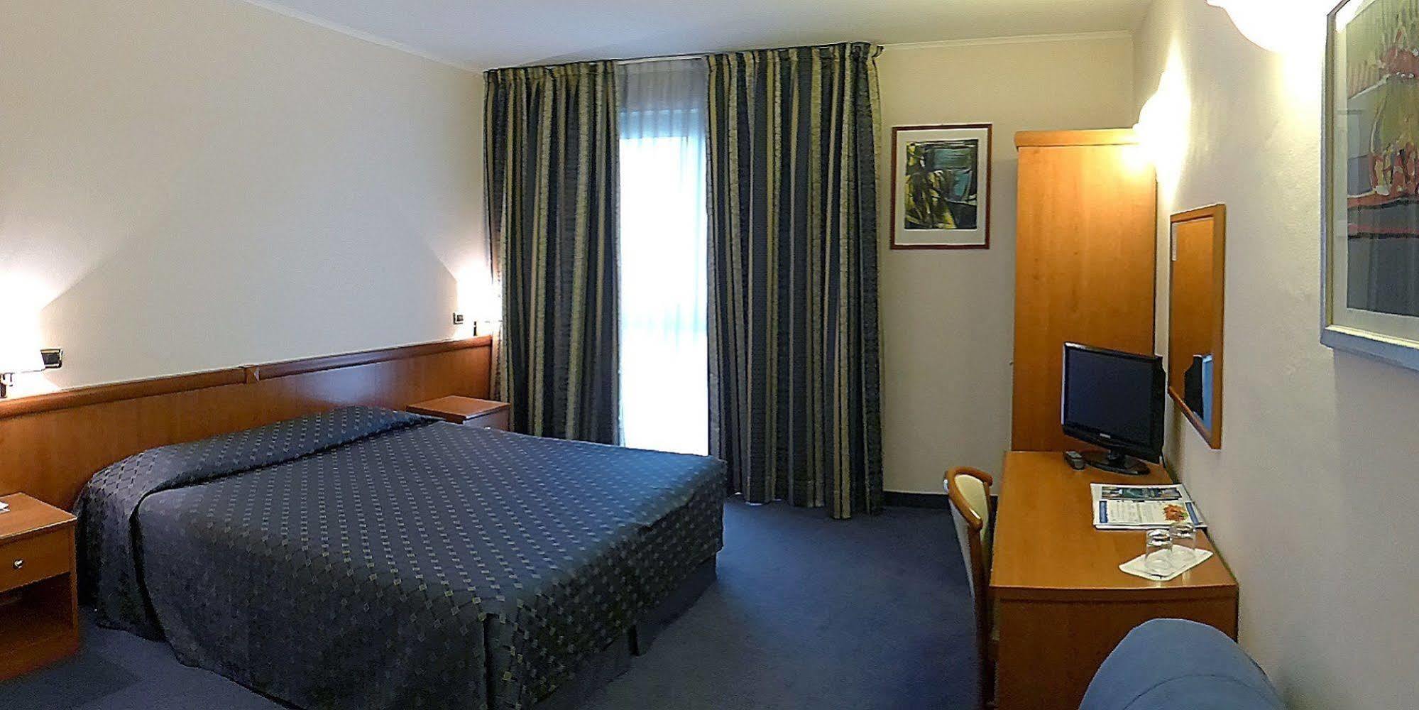 Valdenza Hotel Кампеджине Экстерьер фото